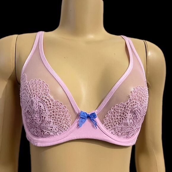 Victoria’s Secret Body Unlined Demi Crochet Lace with mesh bra Lilac 34C - Picture 3 of 4